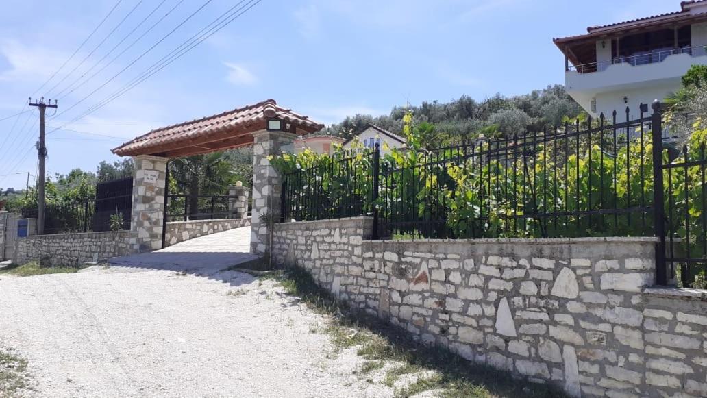 Vila Palma Berat Exteriör bild